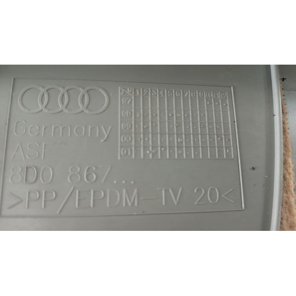 Moldura Coluna B Superior Direito Audi A3 1.8 Aut 2002