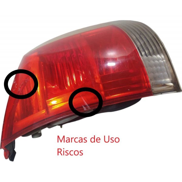 Lanterna Esquerda Fiat Palio 2006 Detalhes