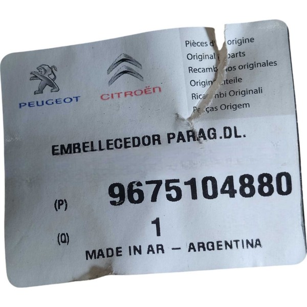 Friso Moldura Grade Parachoque Dianteiro 308 Peugeot Detalhe