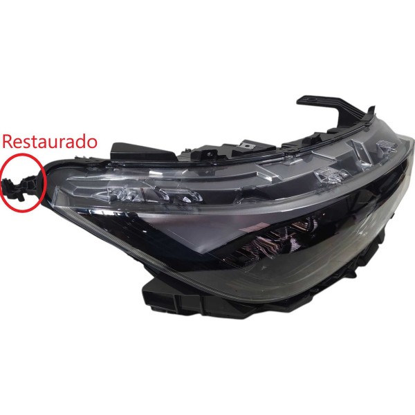 Farol Dianteiro Direito Fiat Fastback 2024 Original Detalhe